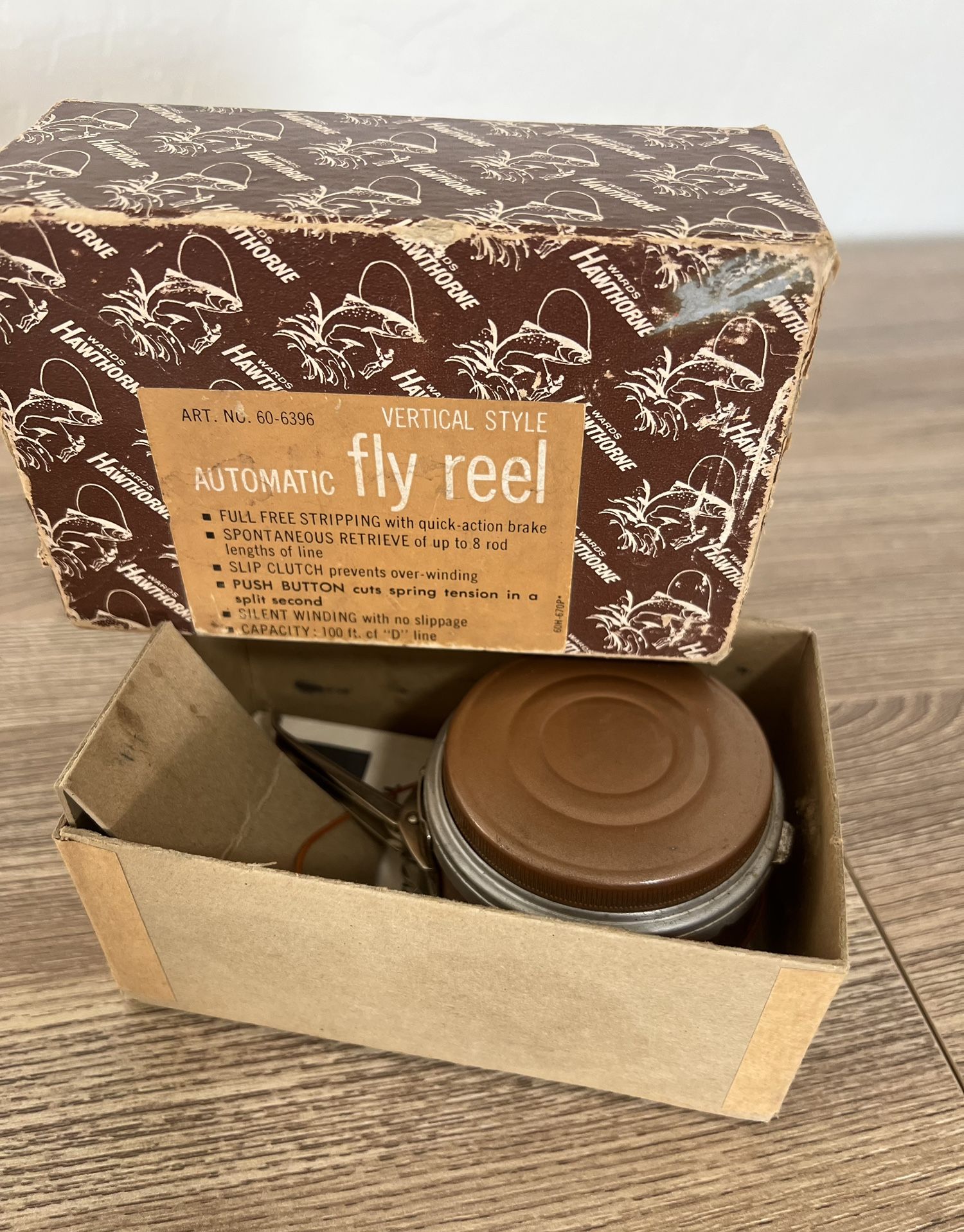 Vintage Wards Hawthorne Automatic Reel 60-6399 Fishing Outdoor