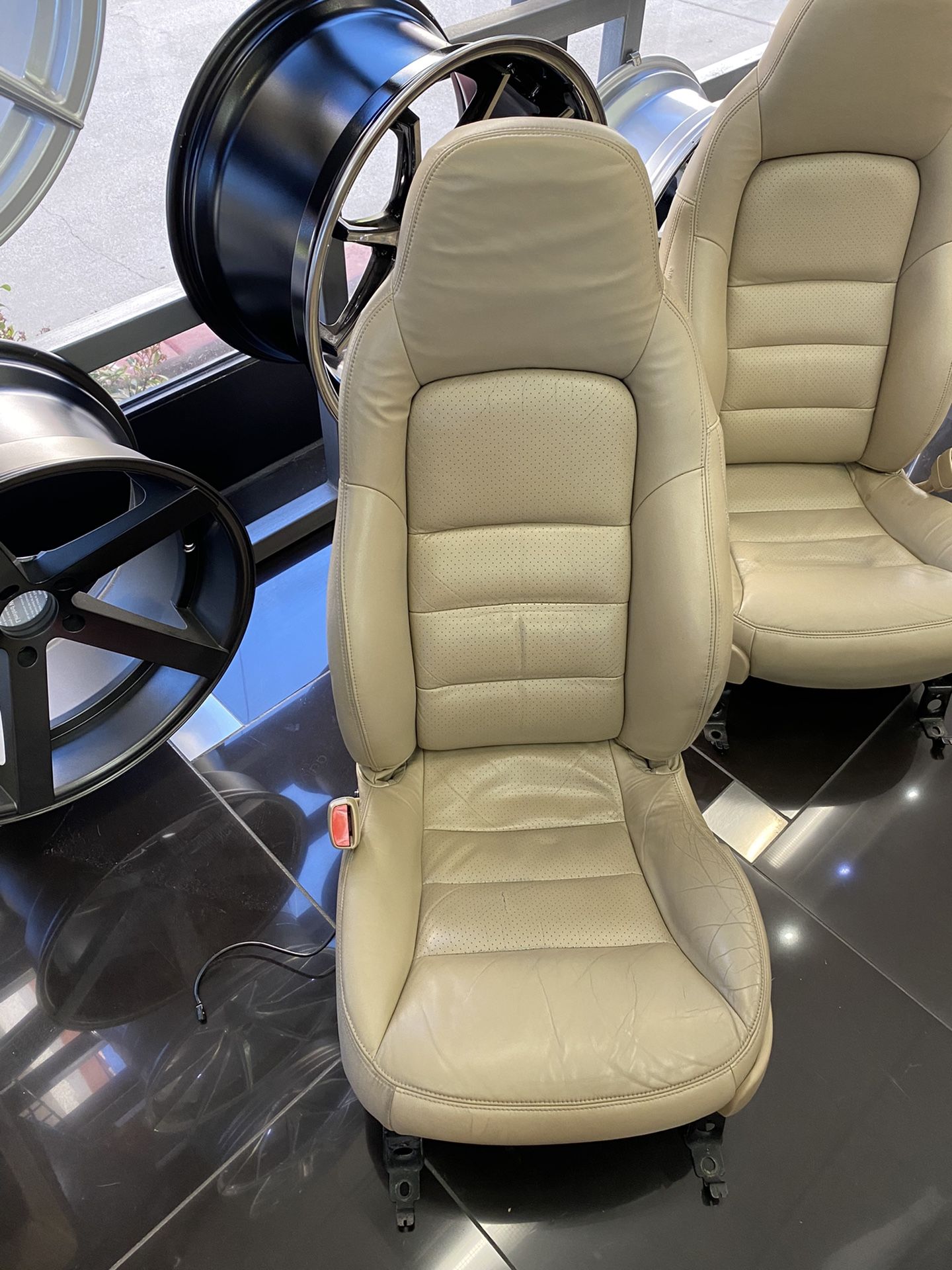 ‘05-‘13 Cashmere Chevy C6 Corvette Driver and Passenger Seats