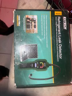 Extech RD200 Refrigerant Leak Detector.