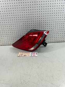 2005 2010 TOYOTA AVALON LEFT SIDE TAIL LIGHT DEPO