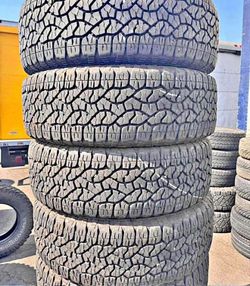 275/65/20 Goodyear vendo un set de llantas usadas excelente condiciones de vida las 4 ✅🤩I am selling a set of used tires, all 4 in excellent living c