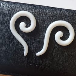 Ear Gauge
