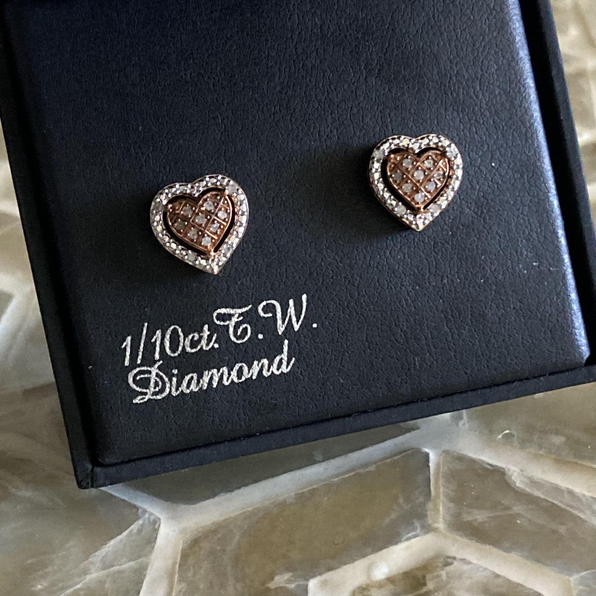 NIB Sterling Silver 1/10 CT TW Heart Diamond Post Earrings