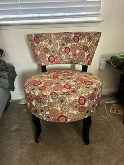 Pier 1 Floral Accent Chair – Great Upholstery Project