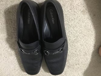 Shoes size 10/5