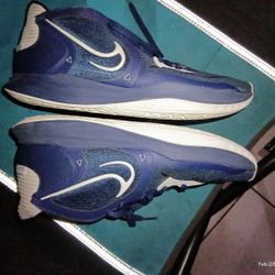 Nike Kyrie Low 5 TB basketball sneakers