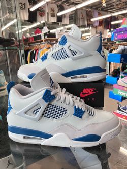 Air Jordan 4 Retro Military Blue