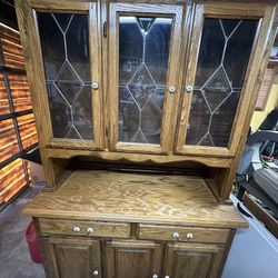 China Cabinet And Dining Table set
