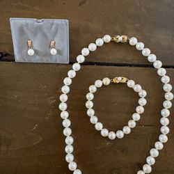 Noriko Japanese Pearls