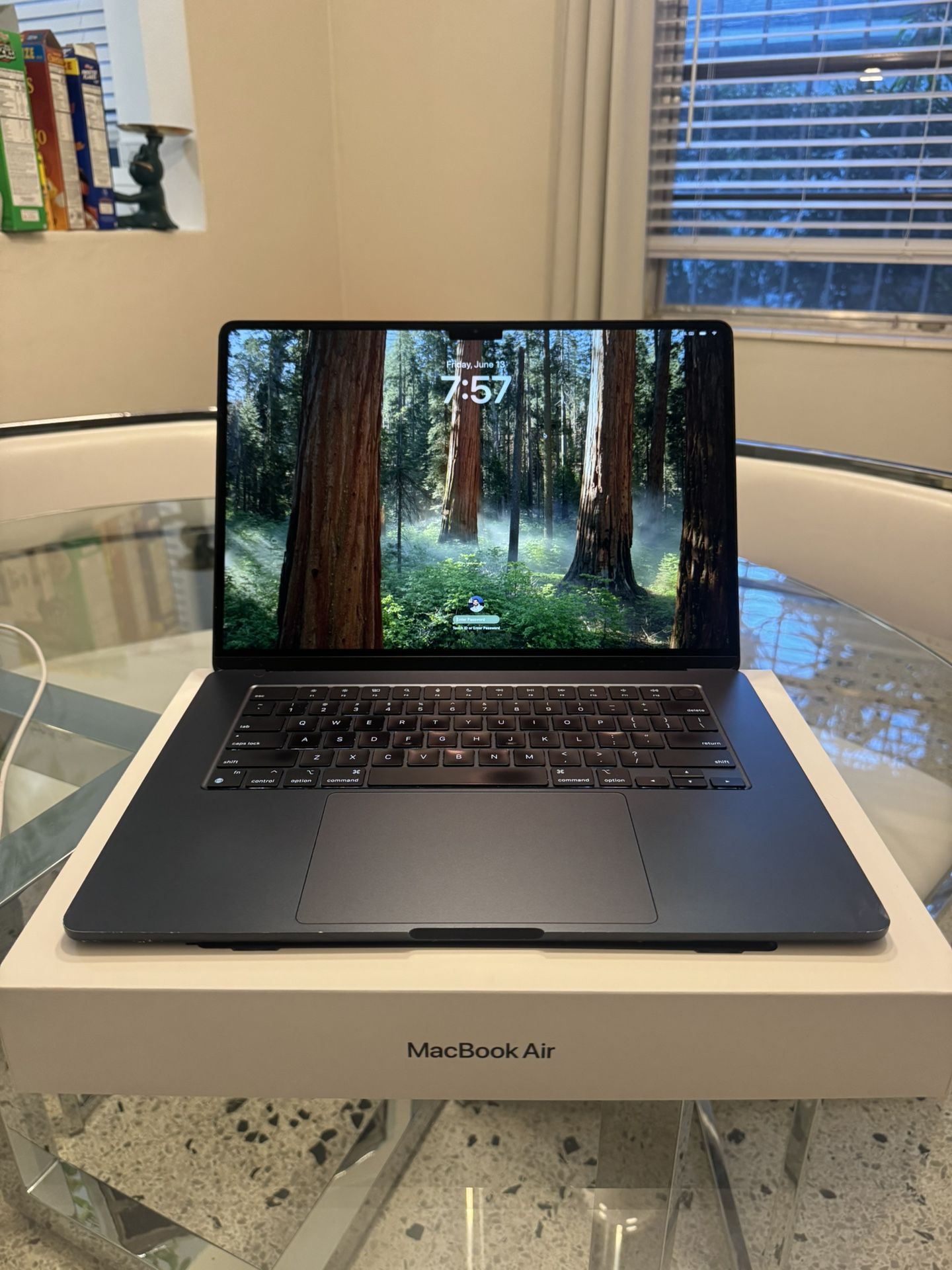 Macbook Air 15 Inch