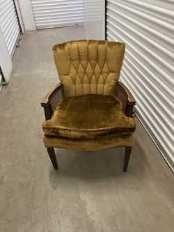 1970’s Vintage Crushed Velvet Green Tufted Cane Chair Mid Century Modern