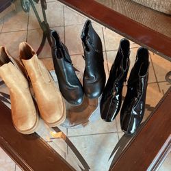 Brown Boots 7.5 /black Boots  8 / And 9 Side