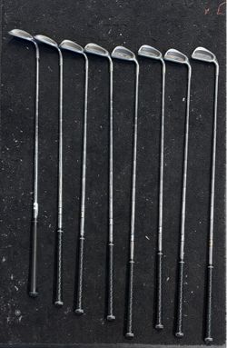 Set of ping eye 2 golf clubs