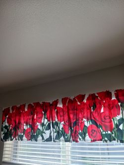 Rose topper curtains