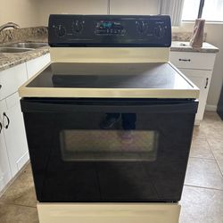 Whirlpool Electric Stove in Almond