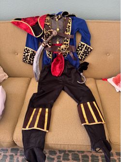 Pirate Costume 7-8yrs old