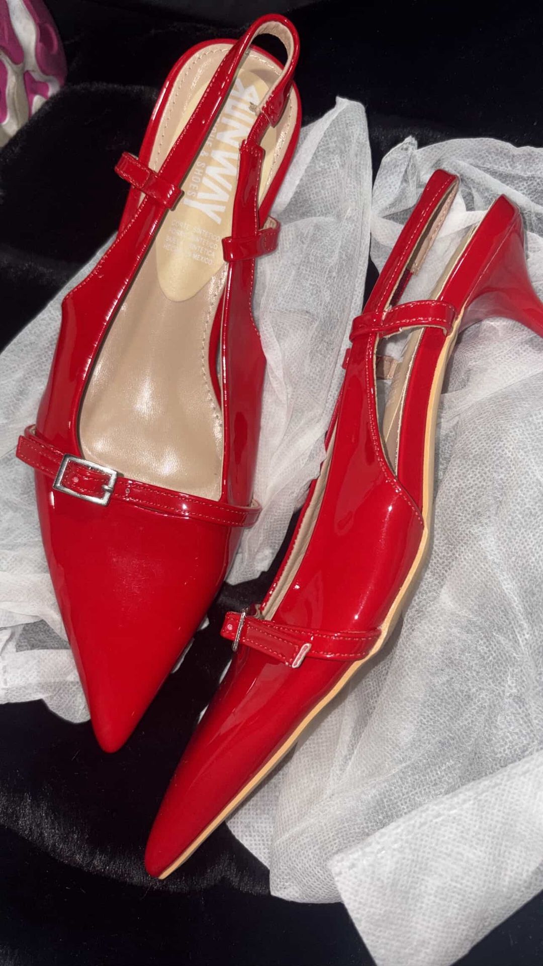 Tacones Rojos Nuevos Talla 7 USA