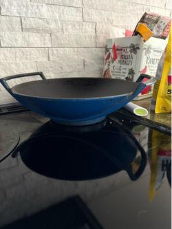 Le Creuset Wok