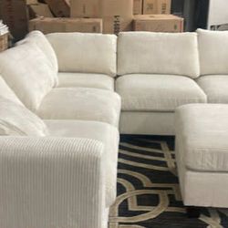 New 99x99 Corduroy Sectional Couch with Ottoman! Free Delivery 🚚!