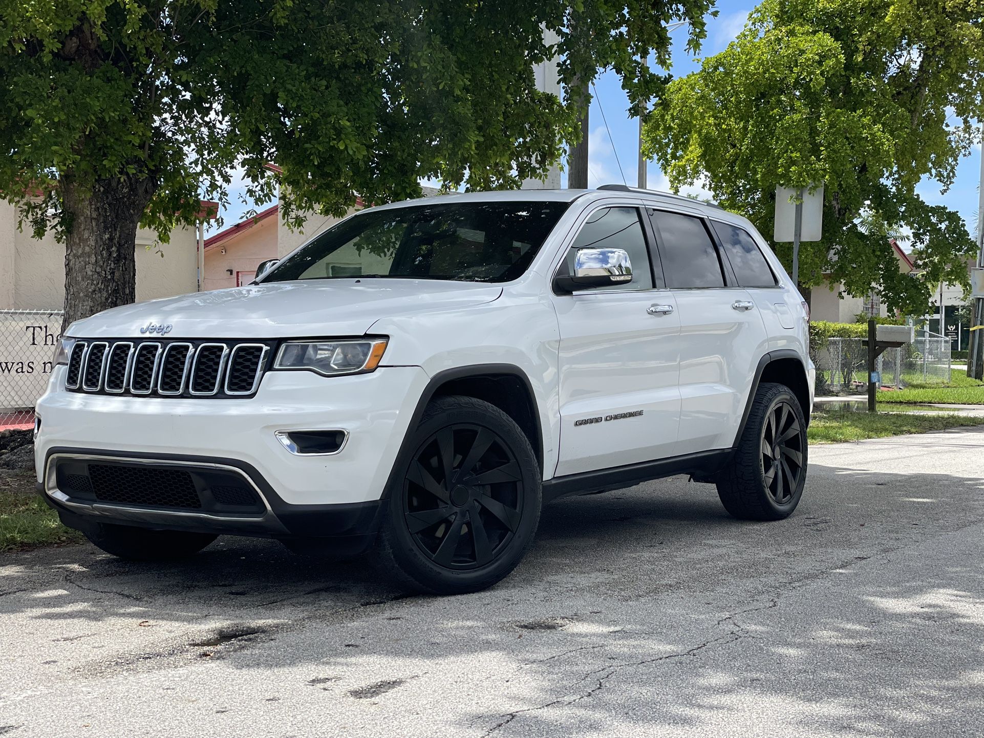 2020 Jeep Cherokee