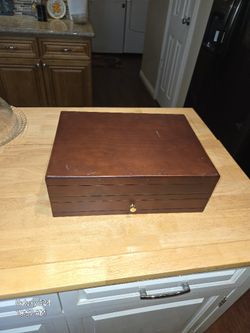 Beautiful 12 Pcs Of Silverware And Serving Set