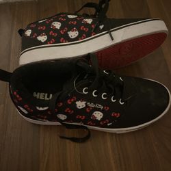 Hello Kitty Heelys 