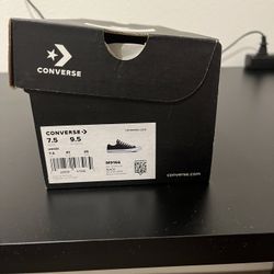 Converse Low Top