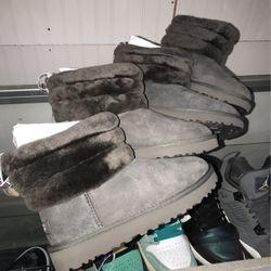 UGG Fluff Mini Quilted(W)