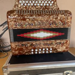 Accordion Baronelli 