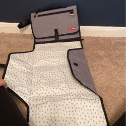 Travel Changing Station