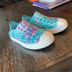 Girls Skechers