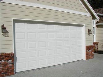 Brand new Door garage