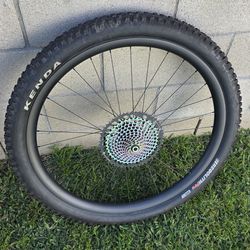 29er boost Carbon wheelset with sram xx1 rainbow casette 10-52 12 speed