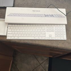 Apple Magic Keyboard