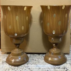 2 Candle Holders
