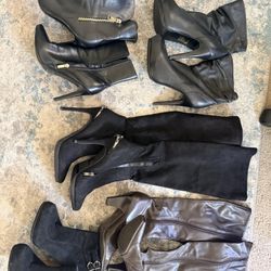 Pair of 5 boots size 9