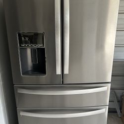 ⭐️ Samsung (4) Door Stainless Fridge ⭐️