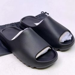 Yeezy Slides YS-01 Black – Men’s Size 11  (NEW) | Ship Same Day