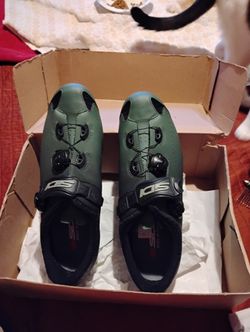 Mens Scarpe Mtb Eagle Cycling Shoes Sidi Size 11.9 Brand New