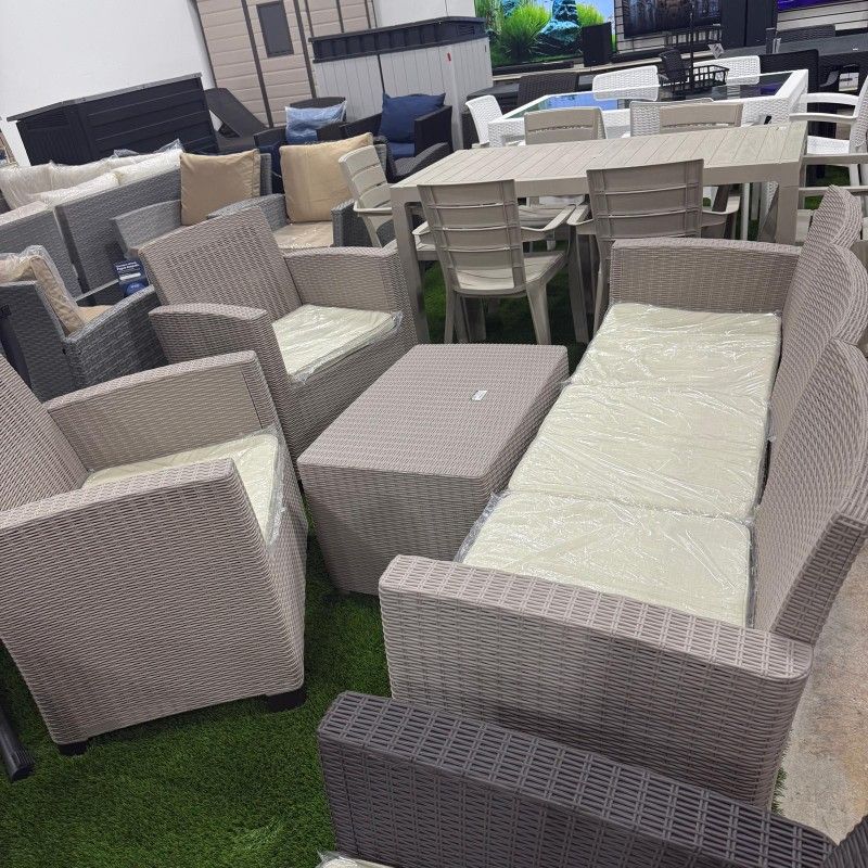 Patio Furniture Set