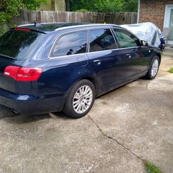 Dark Blue Audi Quattro Avant 2006