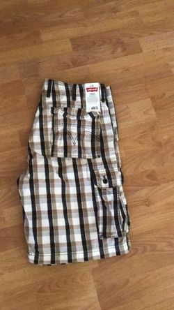 New shorts leviz  Zise 38