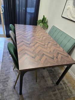 FREE Dining table and chairs