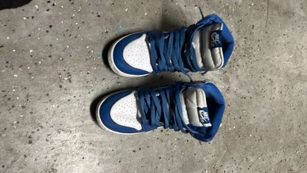 Jordan 1’s size 6 blue
