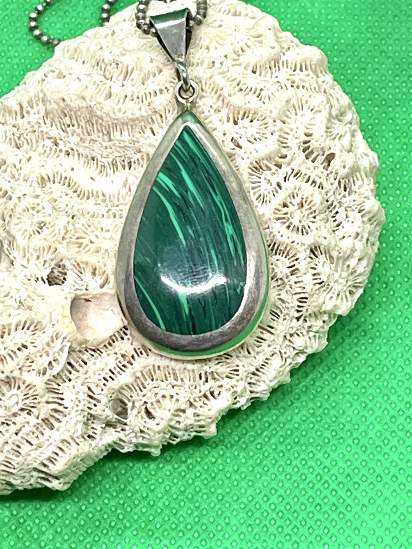 Sterling Malachite Pendant Necklace 
