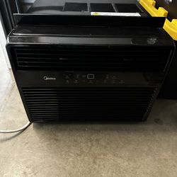 Midea 8,000 BTU Window AC 