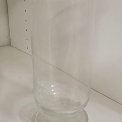glaas vase  tall: 10"