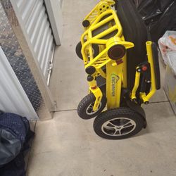 ENCAREFOR ELECTRIC WHEELCHAIR