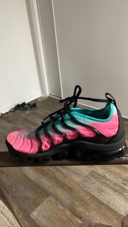 Women’s vapormax plus