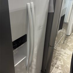 Whirlpool Side By Side Refrigerator 